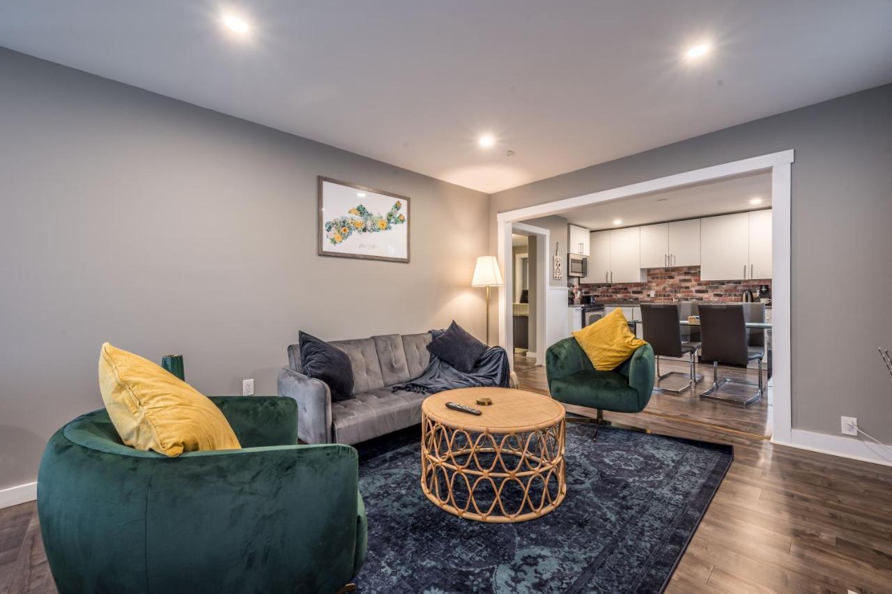 Cozy Chic Oasis 3 Bedroom Halifax Exterior photo