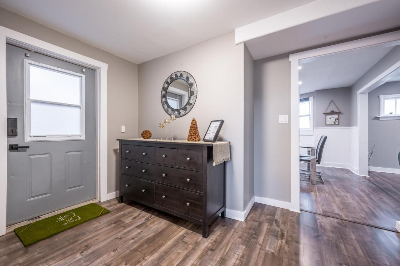 Cozy Chic Oasis 3 Bedroom Halifax Exterior photo