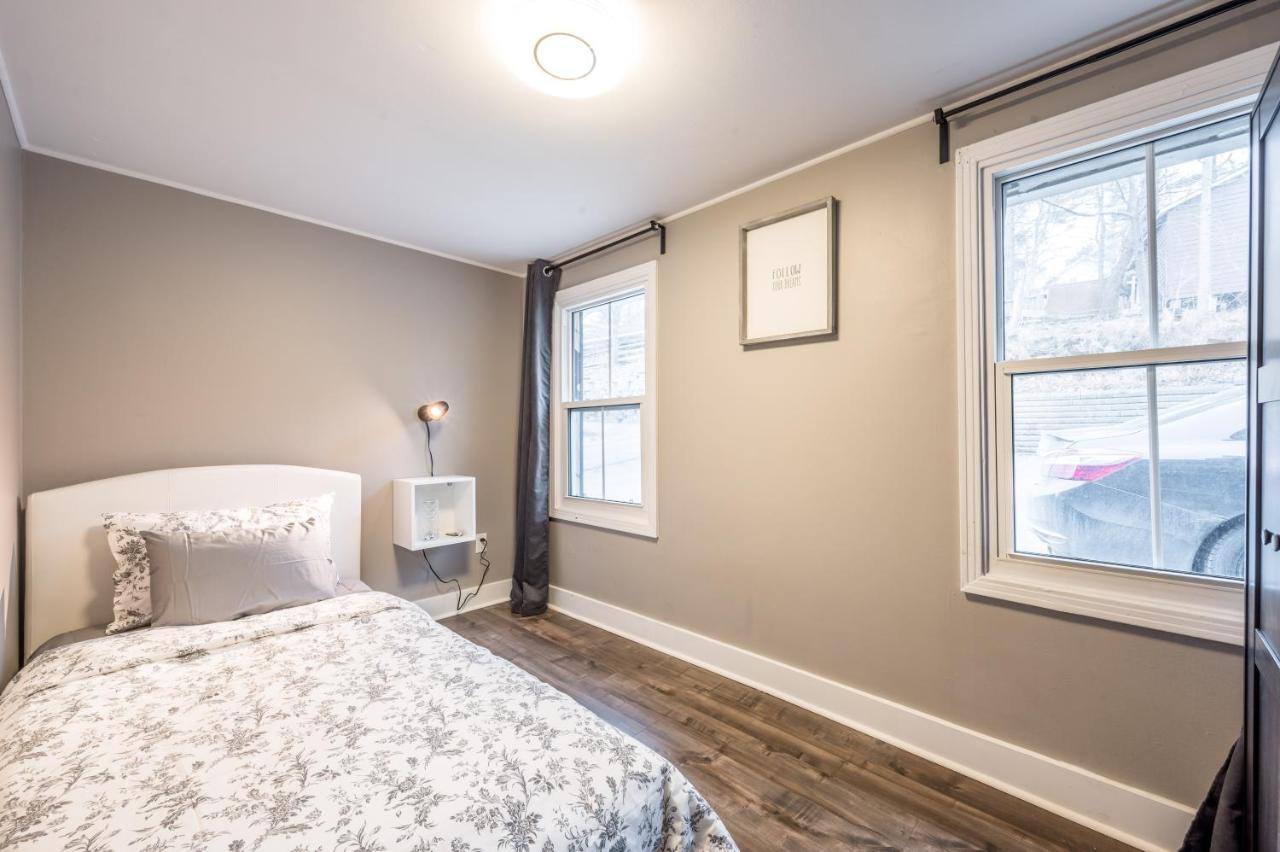 Cozy Chic Oasis 3 Bedroom Halifax Exterior photo